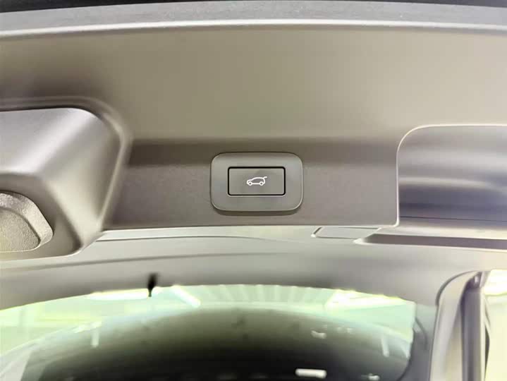 Jaguar F-Pace 2024 2024款 P250 R-Dynamic SE