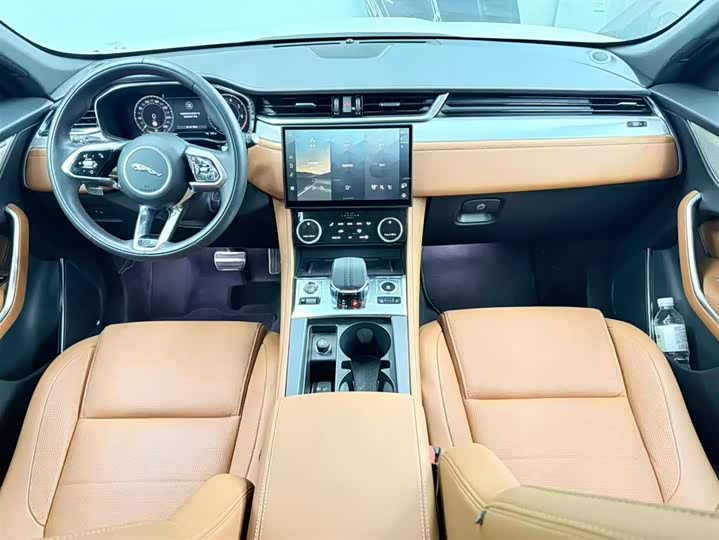 Jaguar F-Pace 2024 2024款 P250 R-Dynamic SE