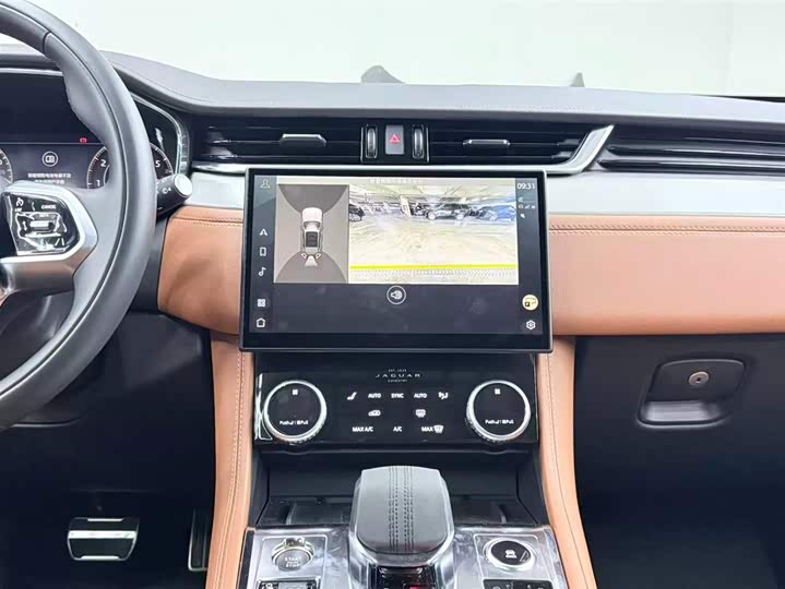 Jaguar F-Pace 2024 2024款 P250 R-Dynamic SE