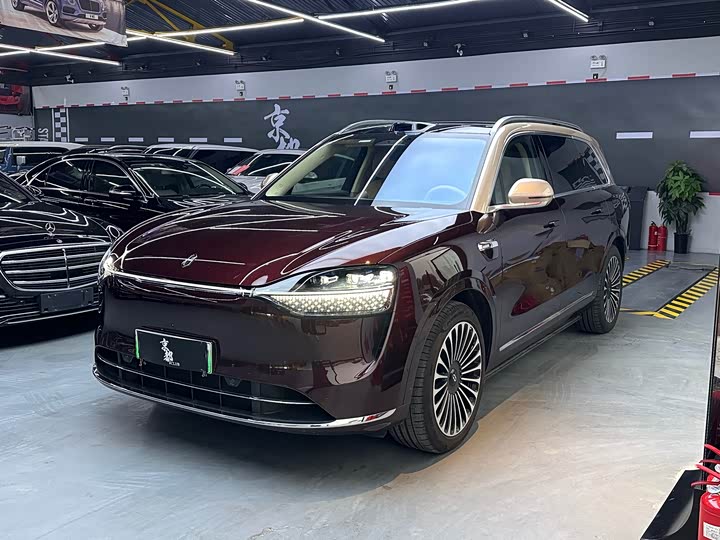 Aito M9 2025 2025款 增程 Ultra版 52kWh 6座版