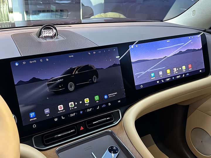 Aito M9 2025 2025款 增程 Ultra版 52kWh 6座版