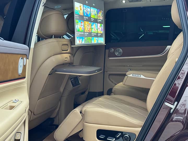 Aito M9 2025 2025款 增程 Ultra版 52kWh 6座版