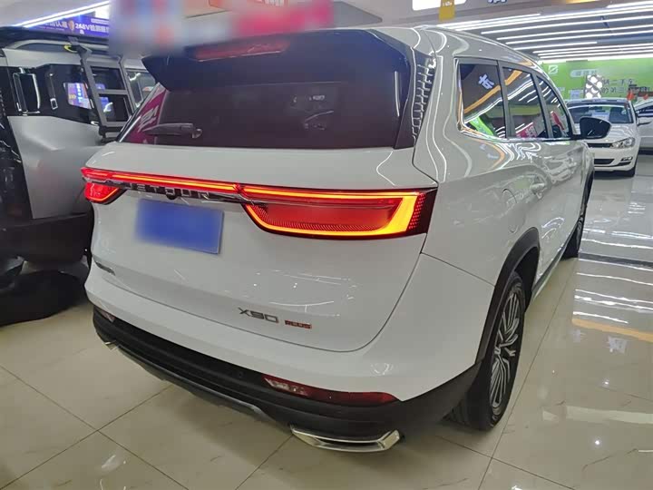 Jetour X90 Plus 2024 2024款 1.6TD DCT别墅PRO 7座