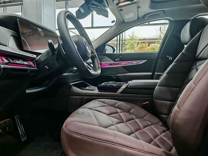 BMW 7 Series 2023 2023款 735Li M运动套装