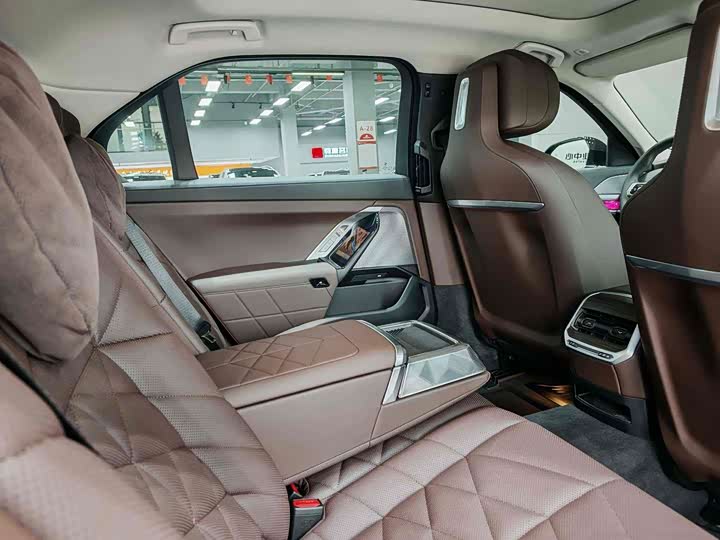 BMW 7 Series 2023 2023款 735Li M运动套装