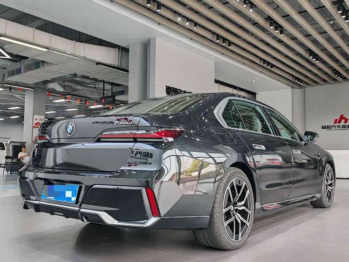 BMW 7 Series 2023 2023款 735Li M运动套装