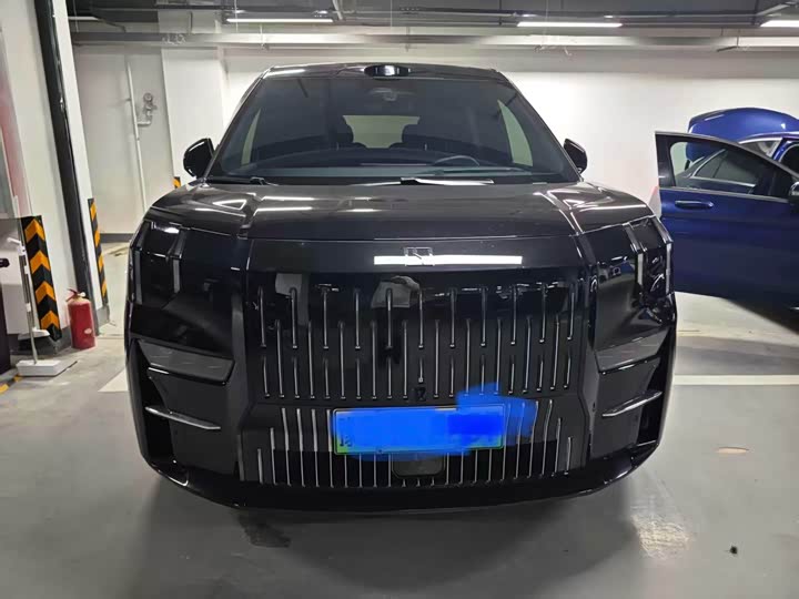 Zeekr 009 2024 2024款 六座行政版四驱 108kWh