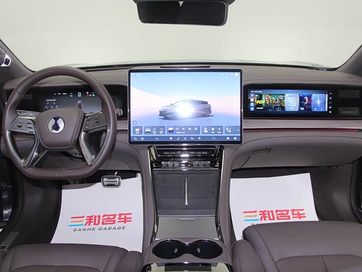 Denza Z9 2024 2024款 1100km 四驱Ultra版