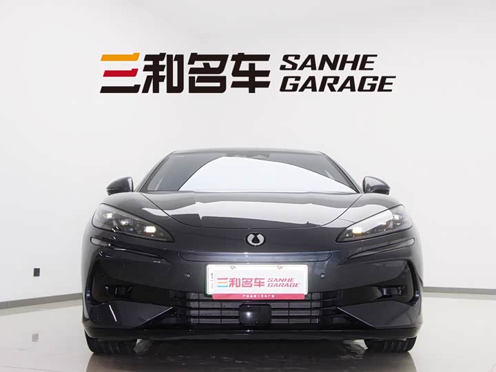 Denza Z9 2024 2024款 1100km 四驱Ultra版