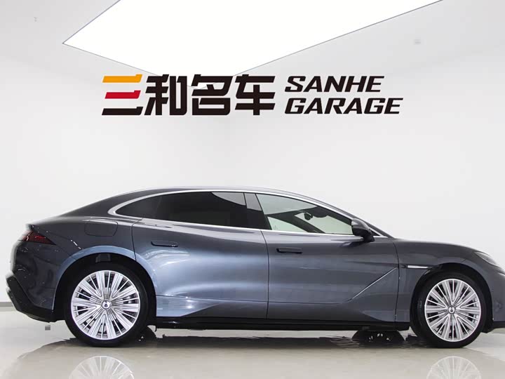 Denza Z9 2024 2024款 1100km 四驱Ultra版