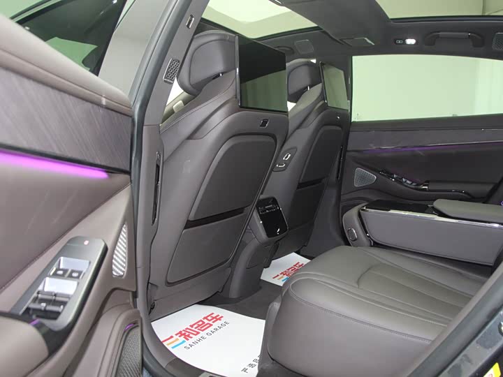 Denza Z9 2024 2024款 1100km 四驱Ultra版