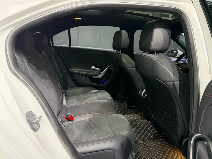 Mercedes-Benz A-Class 2025 2025款 A 200 L 时尚型