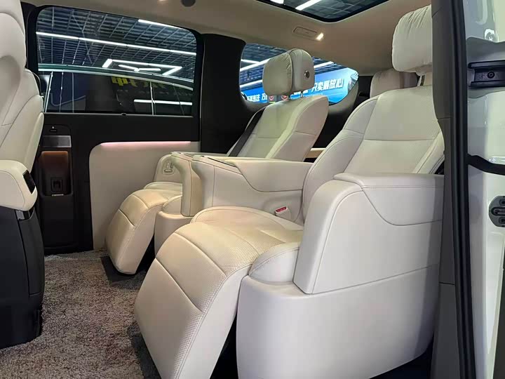 LiXiang Mega 2024 2024款 Ultra