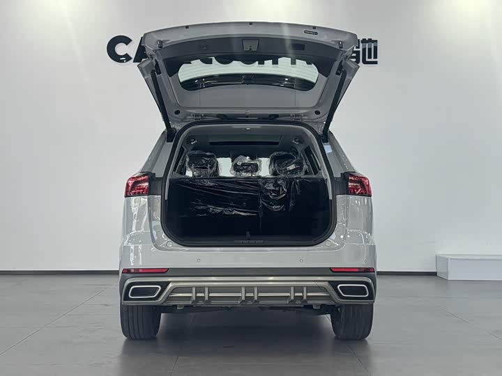 Chery Tiggo 8 Pro Hybrid 2025 2025款 冠军版 1.5T 100km 尊贵型