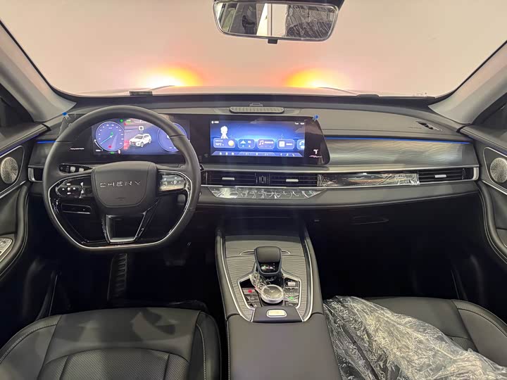 Chery Tiggo 8 Pro Hybrid 2025 2025款 冠军版 1.5T 100km 尊贵型