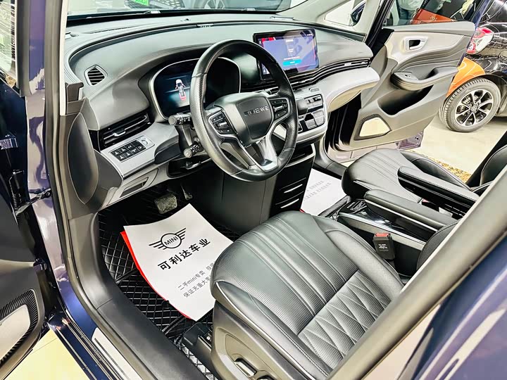 Roewe iMax 8 2022 2022款 400TGI 尊荣版