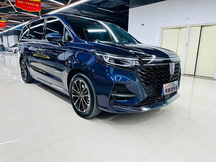 Roewe iMax 8 2022 2022款 400TGI 尊荣版