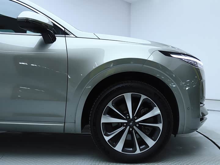 LiXiang One 2021 2021款 增程6座版