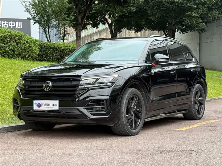 Volkswagen Touareg 2022 2022款 3.0TSI 锐享版 曜黑运动套装