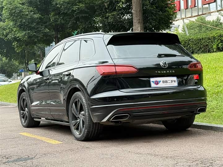 Volkswagen Touareg 2022 2022款 3.0TSI 锐享版 曜黑运动套装
