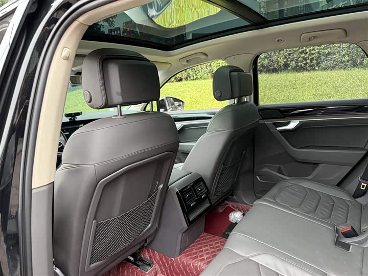 Volkswagen Touareg 2022 2022款 3.0TSI 锐享版 曜黑运动套装