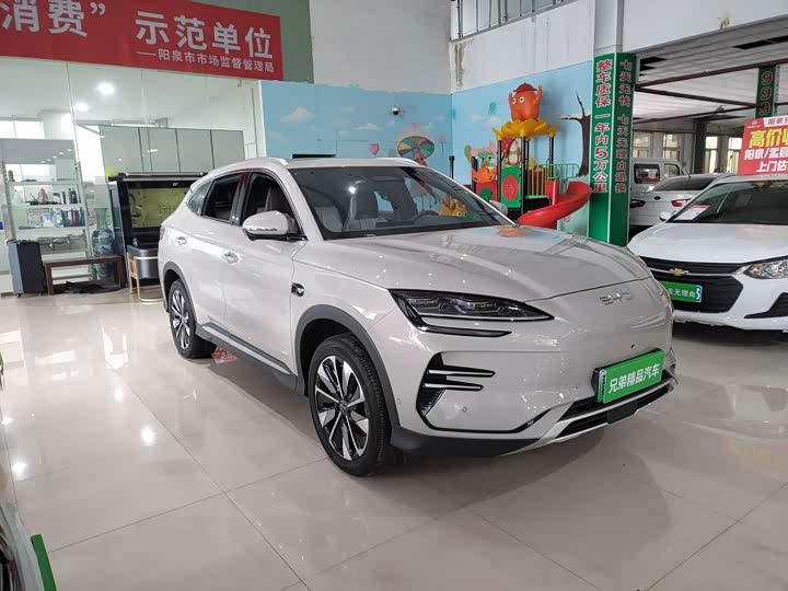 2025 BYD Song Plus Hybrid/EV