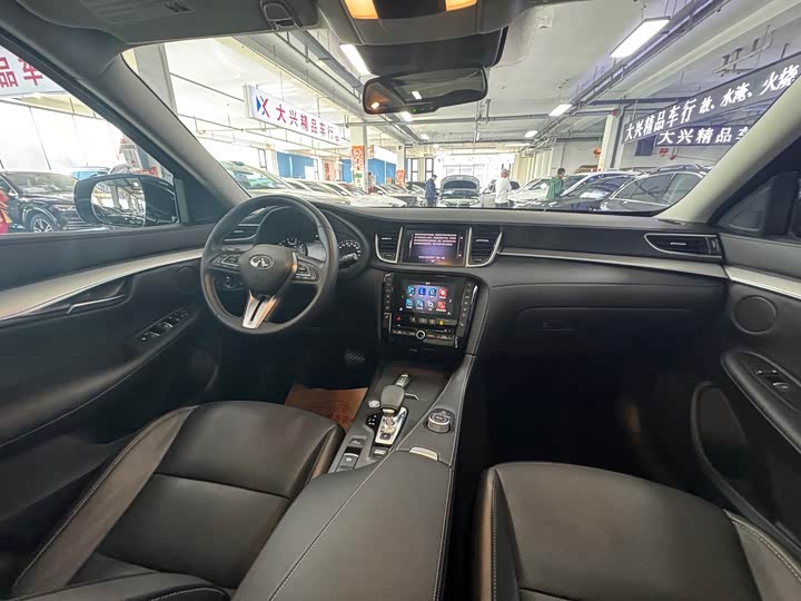 Infiniti QX50 2020 2020款 改款 2.0T 四驱菁英版