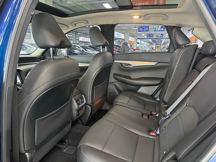 Infiniti QX50 2020 2020款 改款 2.0T 四驱菁英版