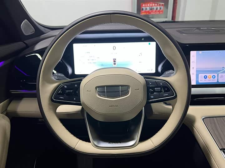 Geely Monjaro 2025 2025款 东方曜 2.0TD 自动四驱望月版