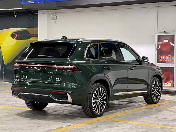 Geely Monjaro 2025 2025款 东方曜 2.0TD 自动四驱望月版