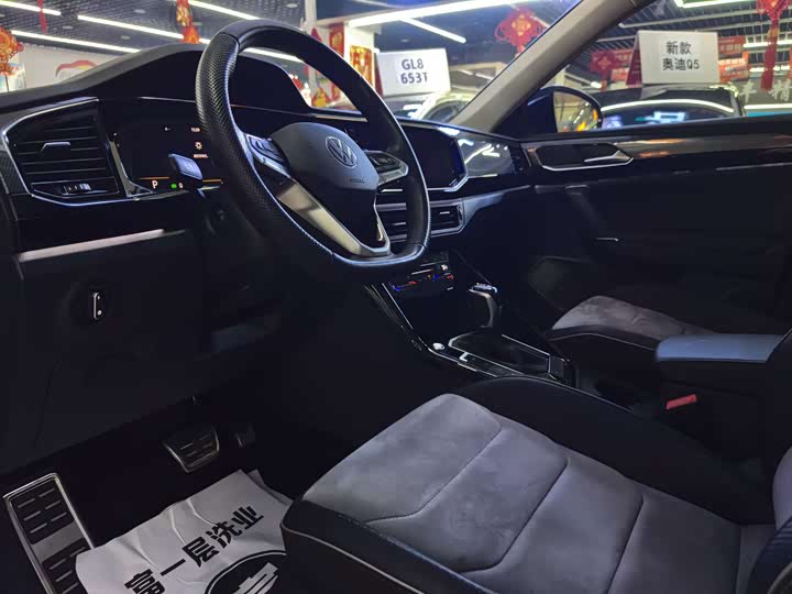 Volkswagen Tayron X 2020 2020款 330TSI 两驱尊贵智联版