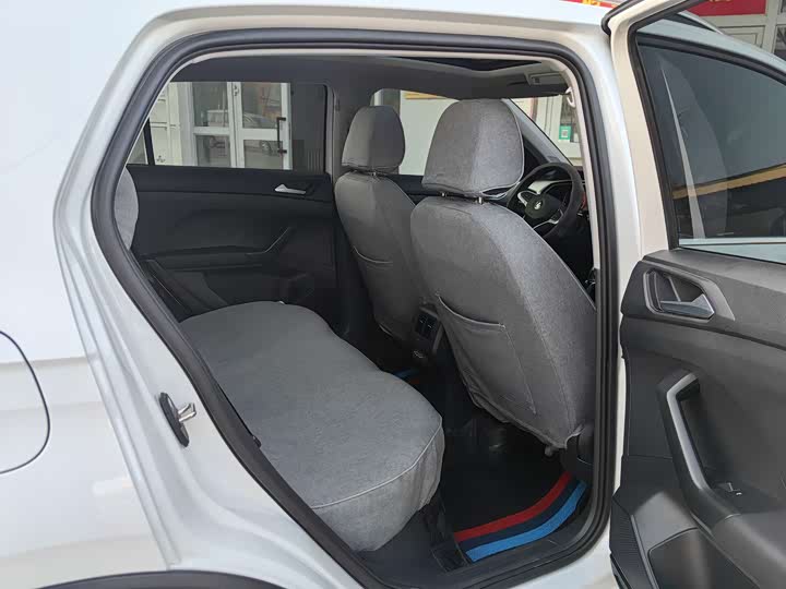 Volkswagen Tacqua 2023 2023款 200TSI DSG 悦智联版