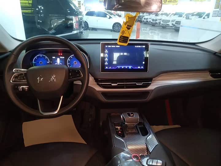 Hongqi E-QM5 2024 2024款 610km PLUS