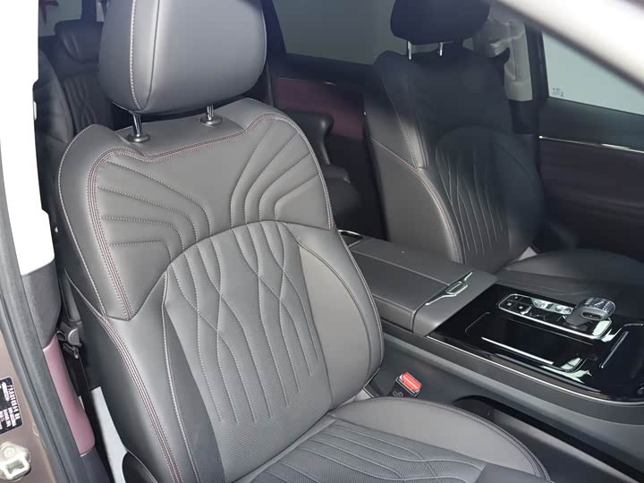 GAC Trumpchi M8 2024 2024款 大师系列 400T 至尊版