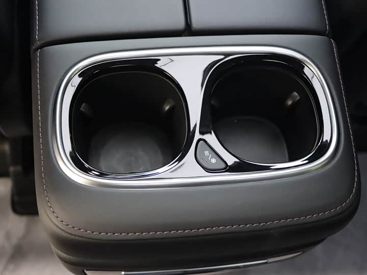 GAC Trumpchi M8 2024 2024款 大师系列 400T 至尊版