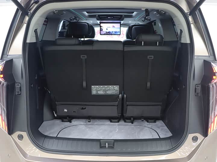 GAC Trumpchi M8 2024 2024款 大师系列 400T 至尊版