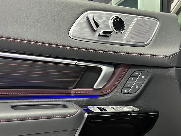 Buick GL8 Century 2025 2025款 2.0T 六座蕴世版