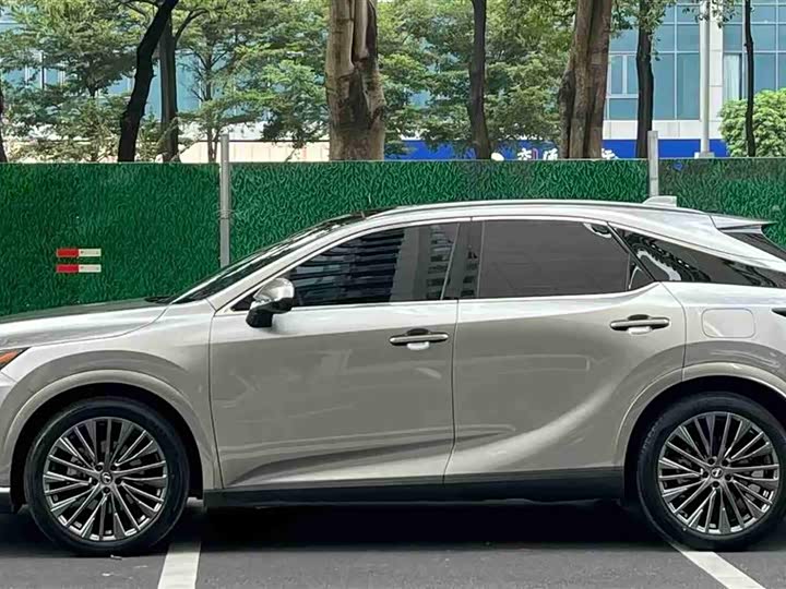Lexus RX Hybrid 2023 2023款 450h+ 四驱畅享版