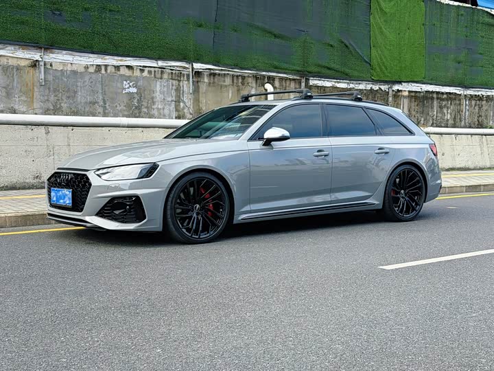 Audi RS 4 2022 2022款 RS4 Avant 黑曜版
