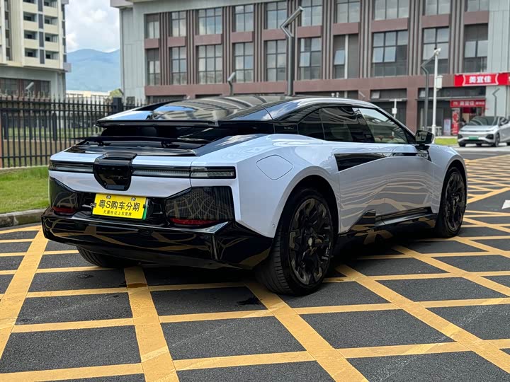 HiPhi Z 2023 2023款 四座版