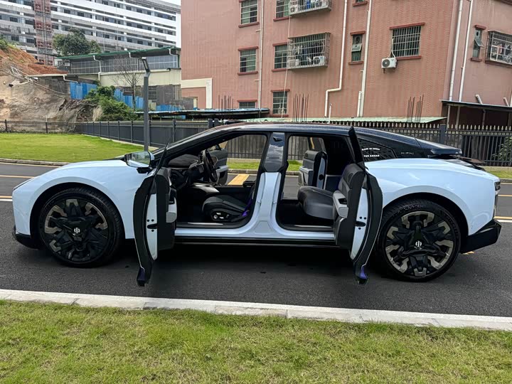 HiPhi Z 2023 2023款 四座版