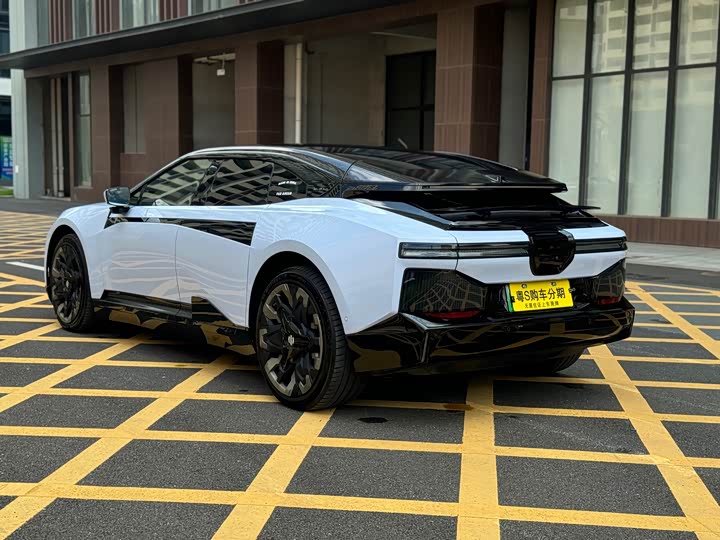 HiPhi Z 2023 2023款 四座版