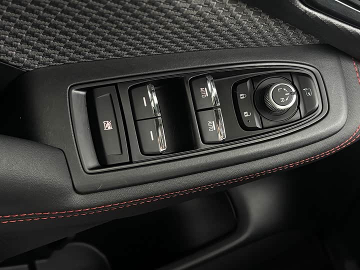 Subaru Forester 2024 2024款 2.5i AWD X运动版EyeSight