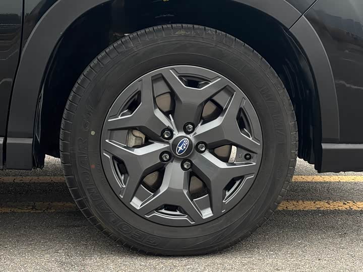 Subaru Forester 2024 2024款 2.5i AWD X运动版EyeSight