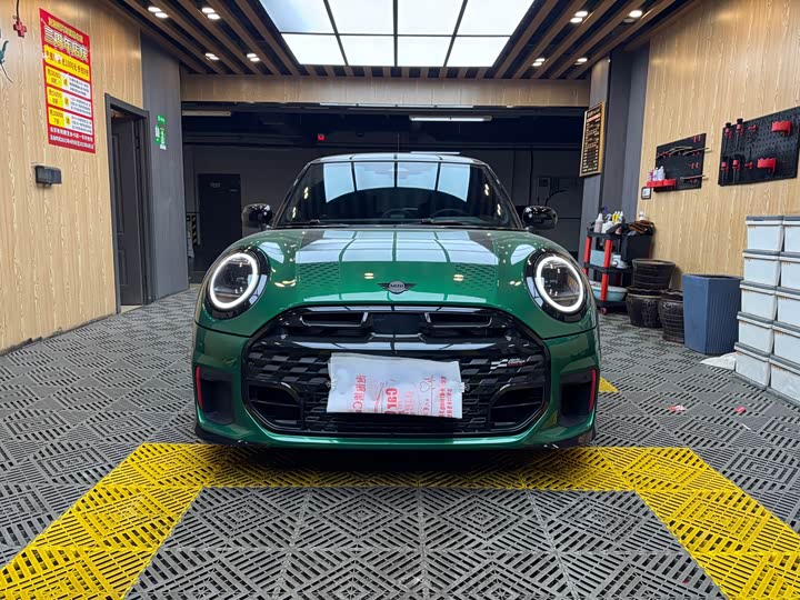2025 Mini Mini JCW