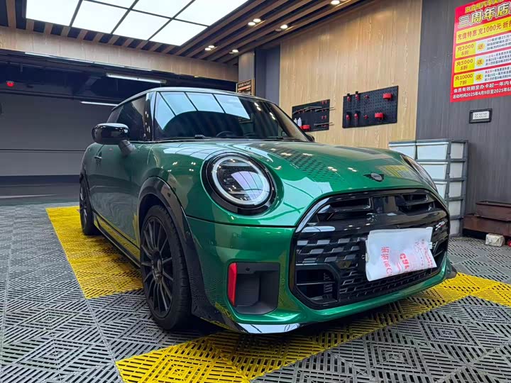 2025 Mini Mini JCW