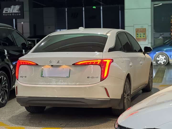 Hongqi E-QM5 2024 2024款 500km 出行版