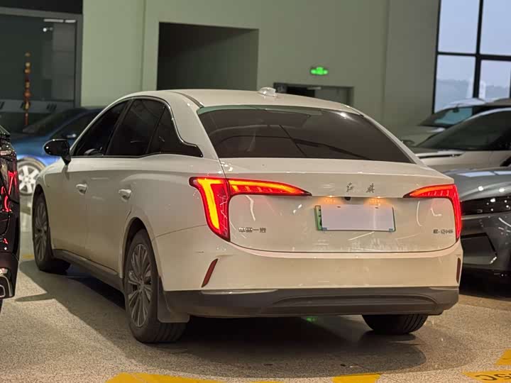 Hongqi E-QM5 2024 2024款 500km 出行版