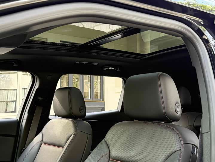 Chevrolet Blazer 2020 2020款 RS 650T 四驱7座 悍版