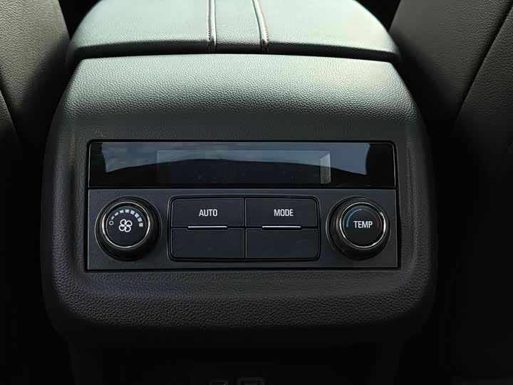 Chevrolet Blazer 2020 2020款 RS 650T 四驱7座 悍版